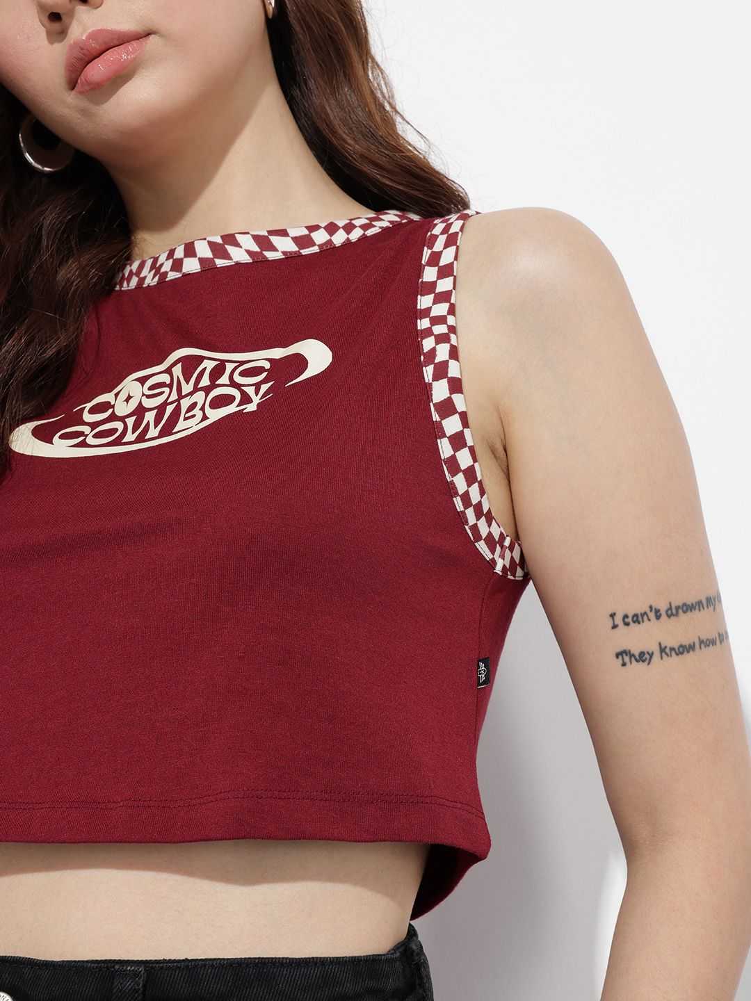 the roadster life co. typography printed slim fit t shirt