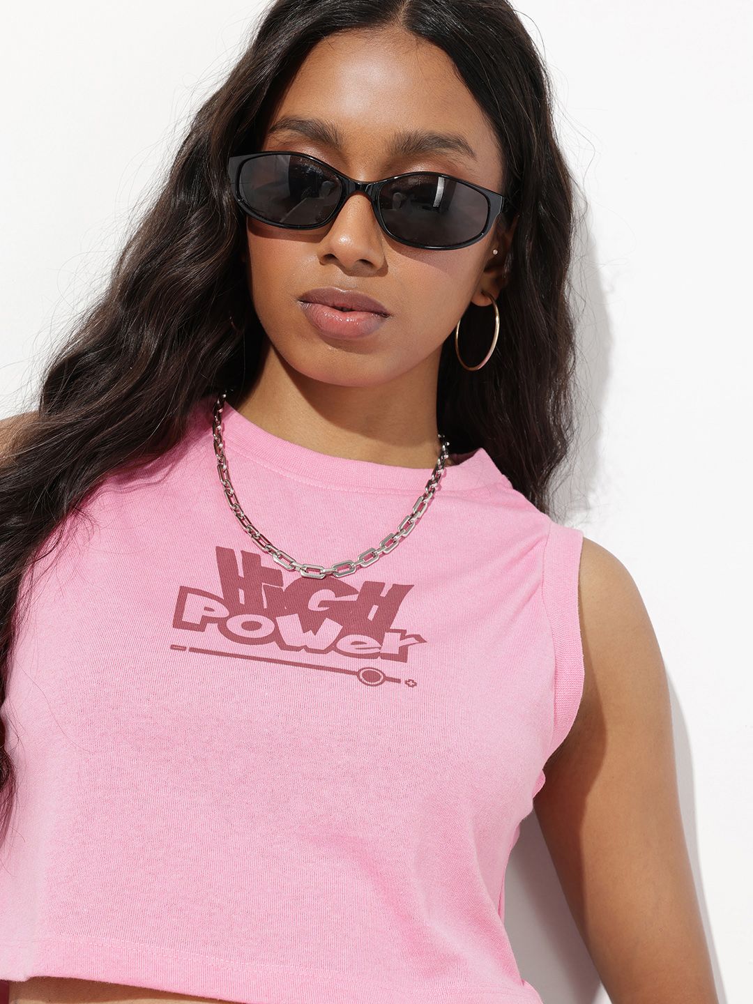 the roadster life co. typography printed slim fit crop t shirt