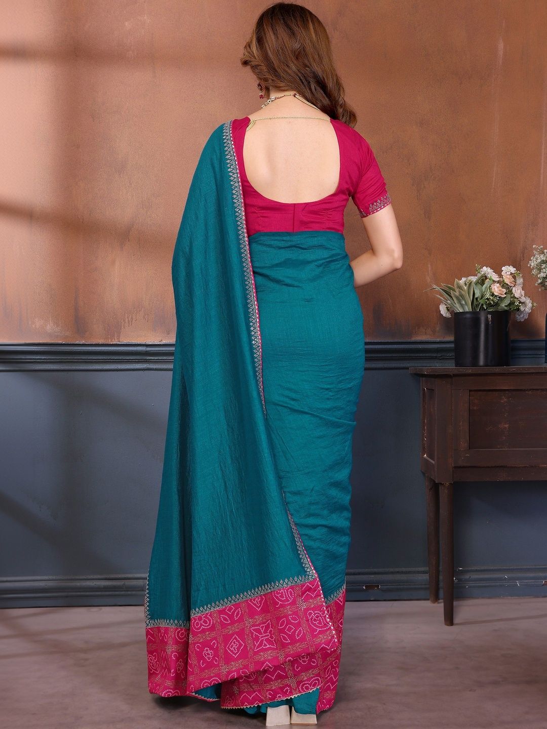 panzora ethnic motifs embroidered silk blend heavy work bandhani saree panzora ethnic motifs embroidered silk blend heavy work bandhani saree