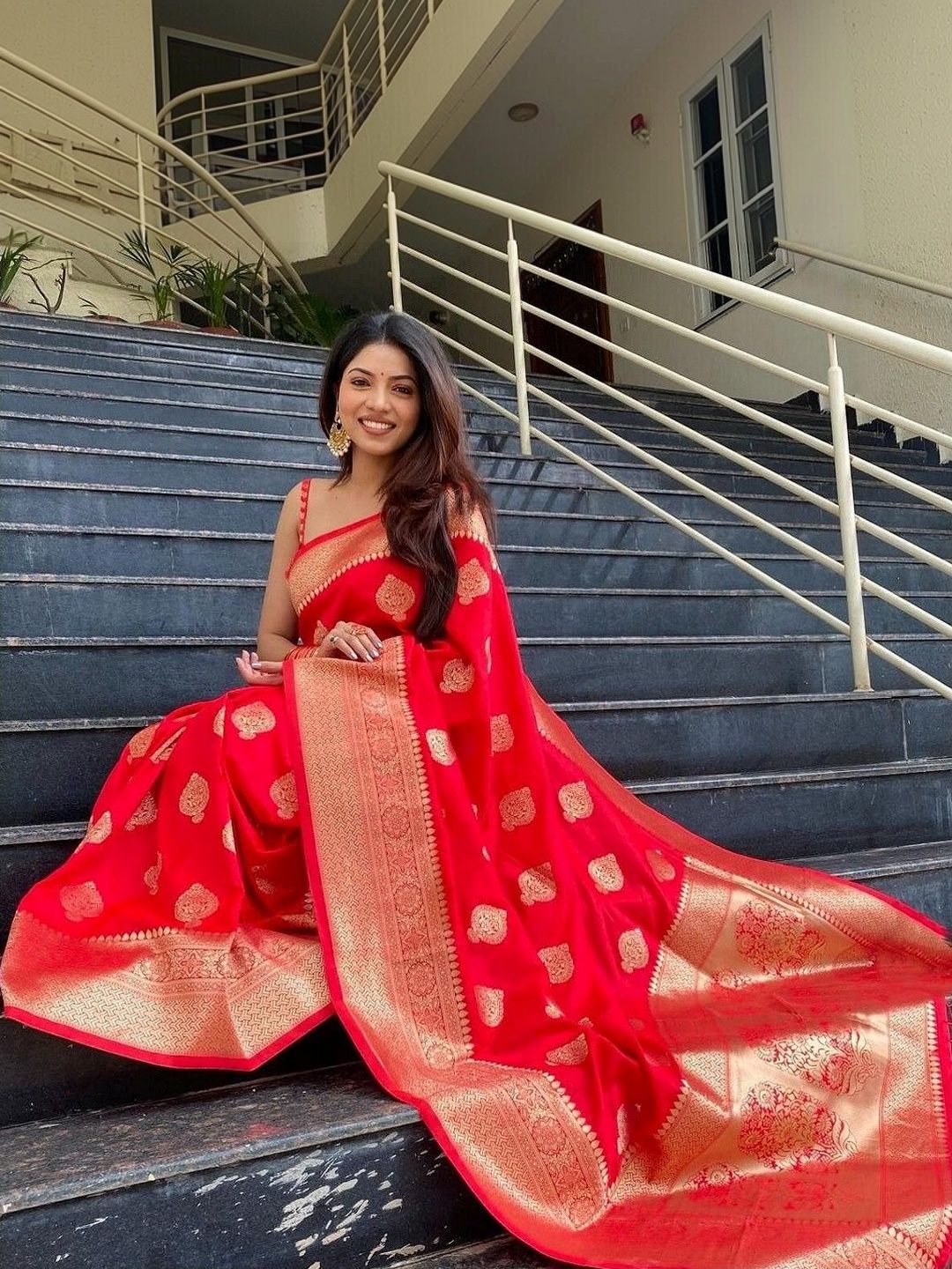 szn ethnic motifs zari silk cotton heavy work fashion saree szn ethnic motifs zari silk cotton heavy work fashion saree