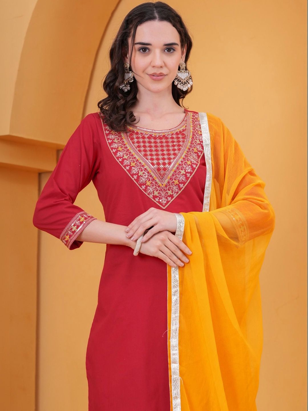 pingaksh women ethnic motifs embroidered regular thread work pure cotton kurta with trousers & with dupatta pingaksh women ethnic motifs embroidered regular thread work pure cotton kurta with trousers & with dupatta