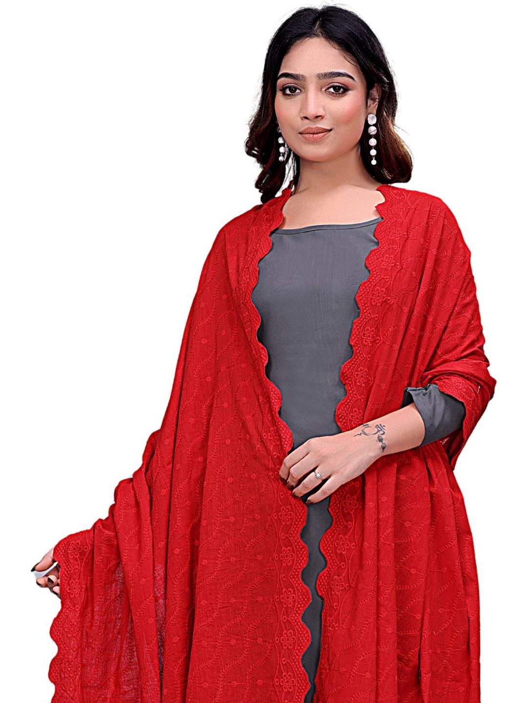 sekmany ethnic motifs embroidered dupatta with thread work sekmany ethnic motifs embroidered dupatta with thread work