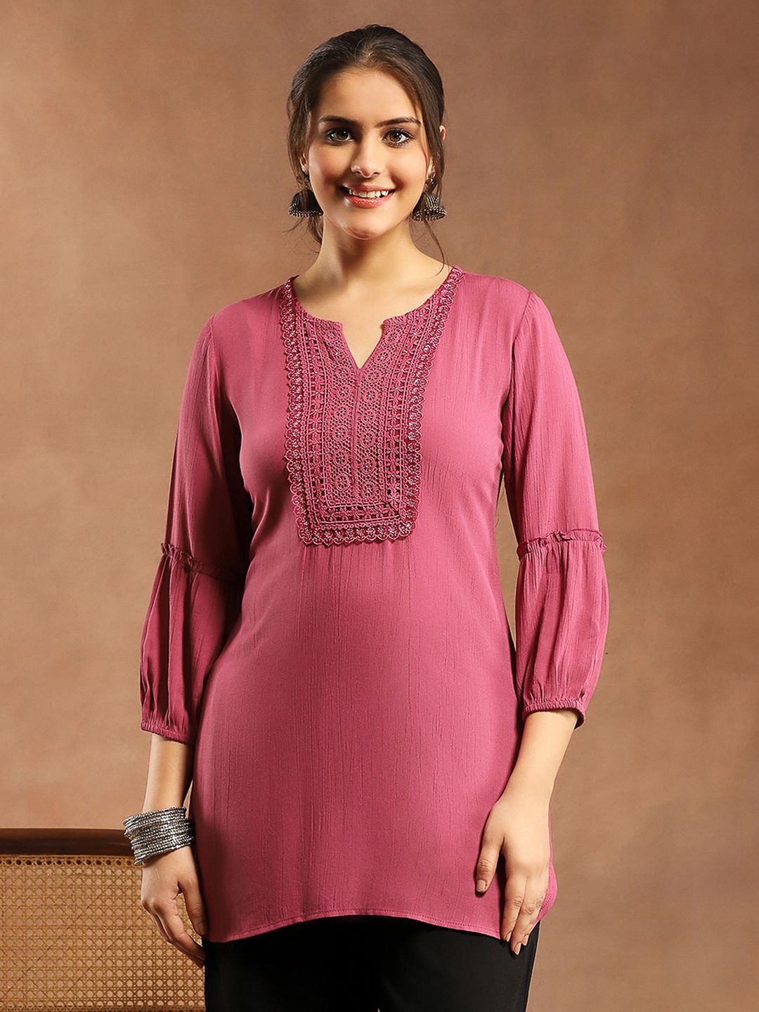 nayam by lakshita women lace detailing puff sleeves kurti nayam by lakshita women lace detailing puff sleeves kurti