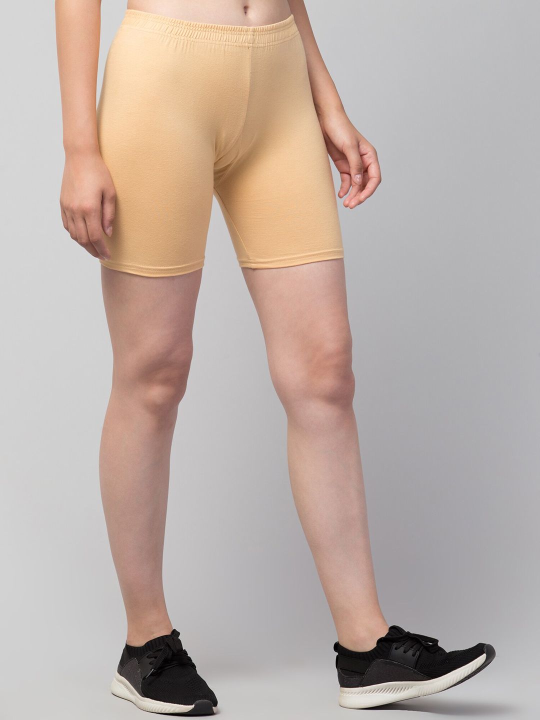 apraa & parma women beige solid cotton skinny fit cycling sports shorts