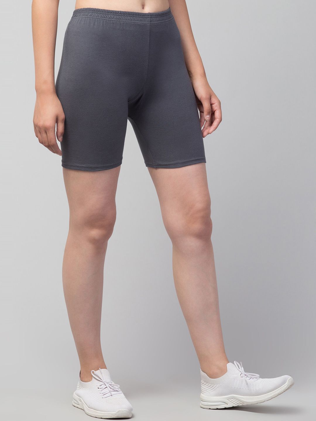 apraa & parma women charcoal solid cotton skinny fit cycling sports shorts