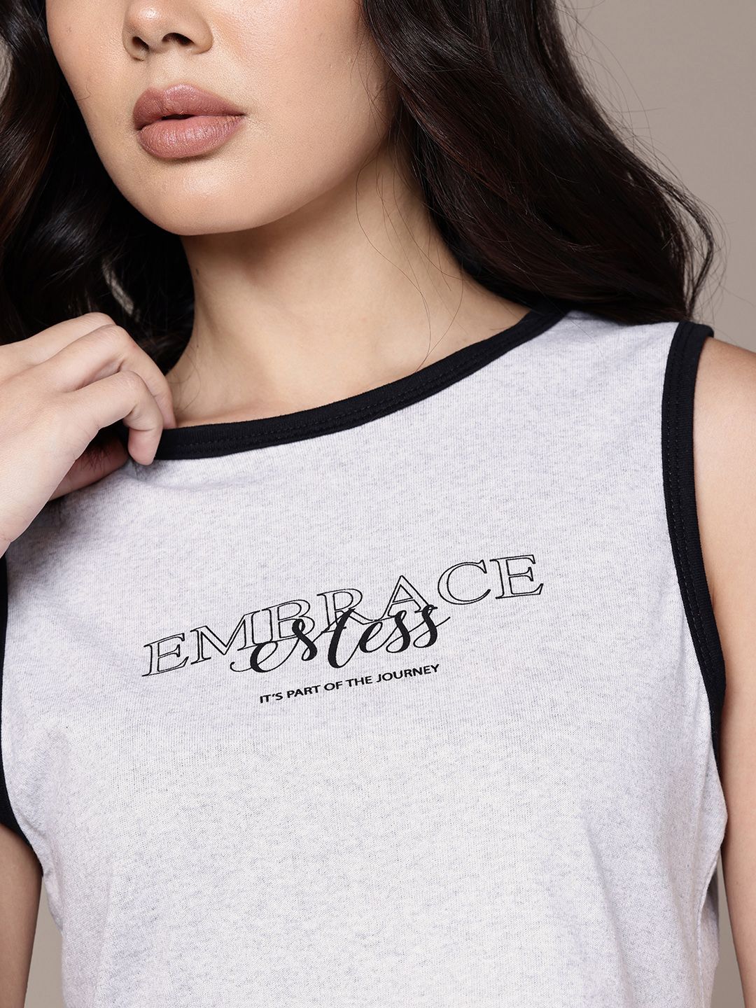 the roadster life co. typography printed slim fit cropped t shirt