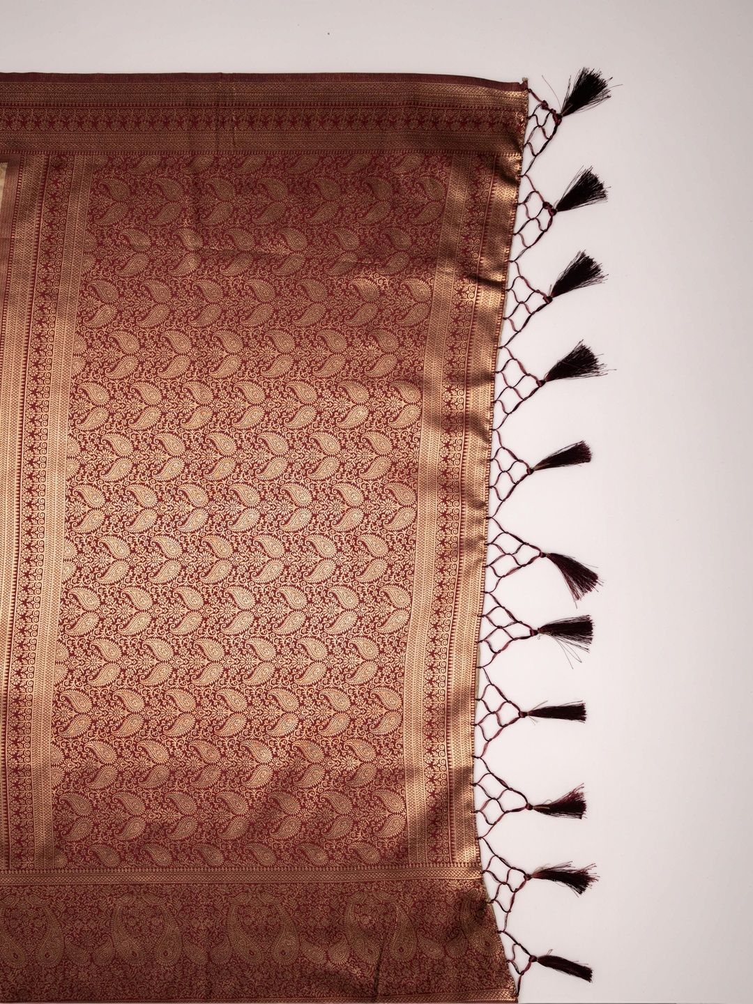 mimosa woven design zari art silk handloom kanjeevaram saree mimosa woven design zari art silk handloom kanjeevaram saree