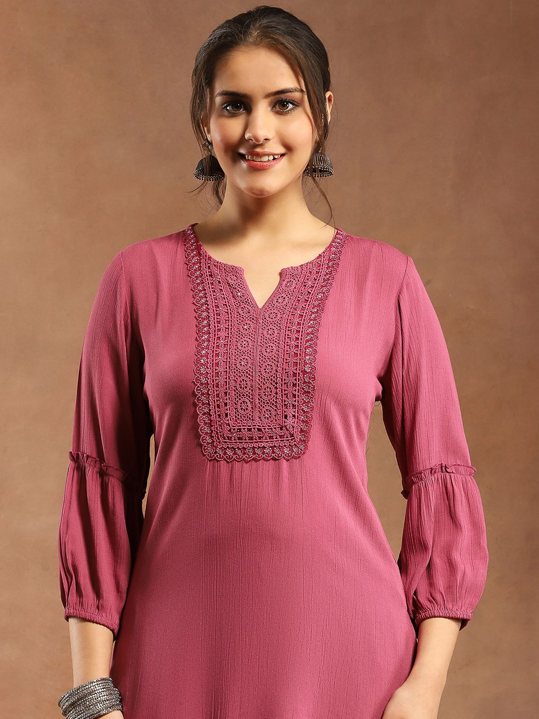 nayam by lakshita women lace detailing puff sleeves kurti nayam by lakshita women lace detailing puff sleeves kurti