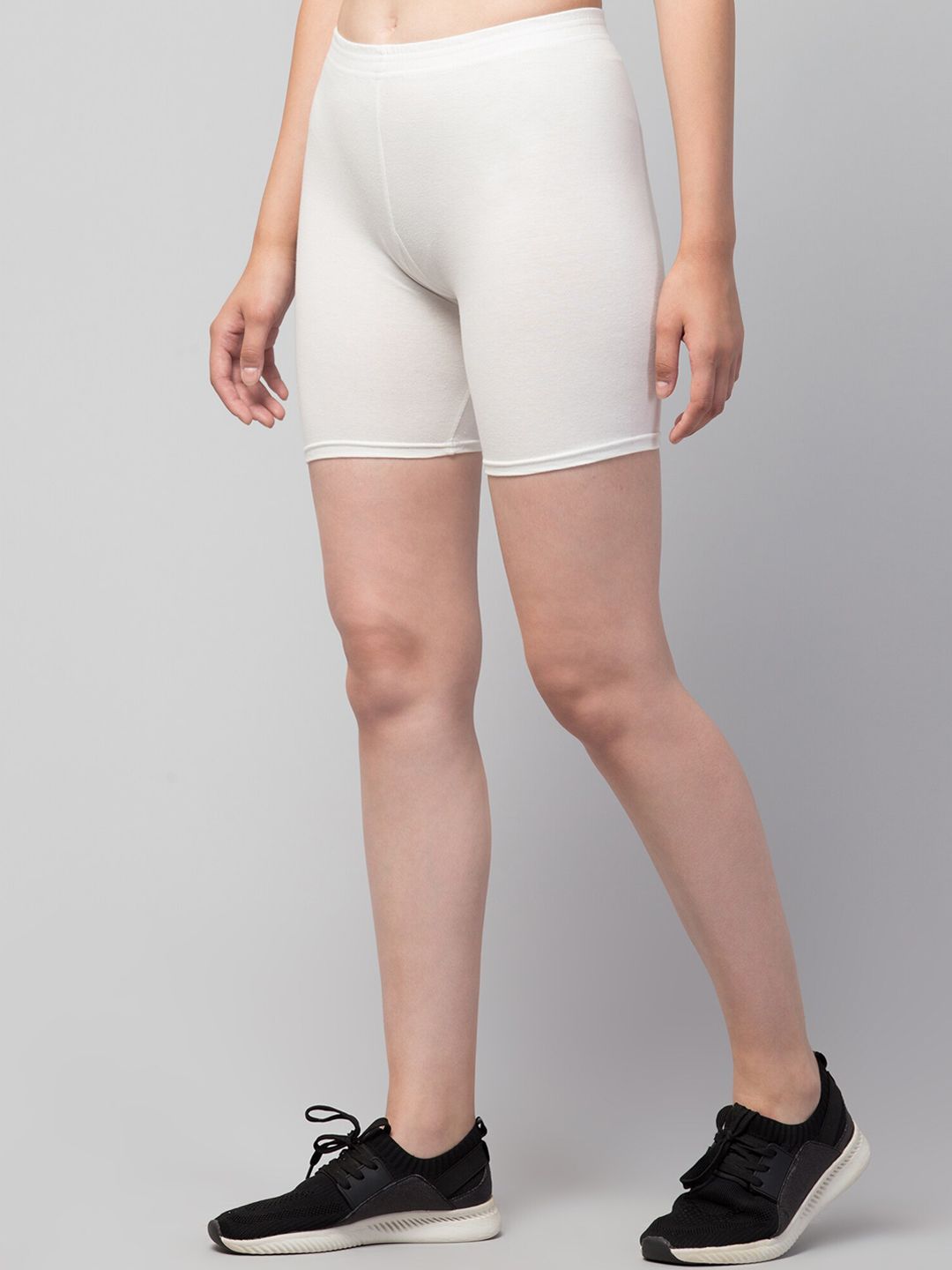 apraa & parma women white solid cotton skinny fit cycling sports shorts