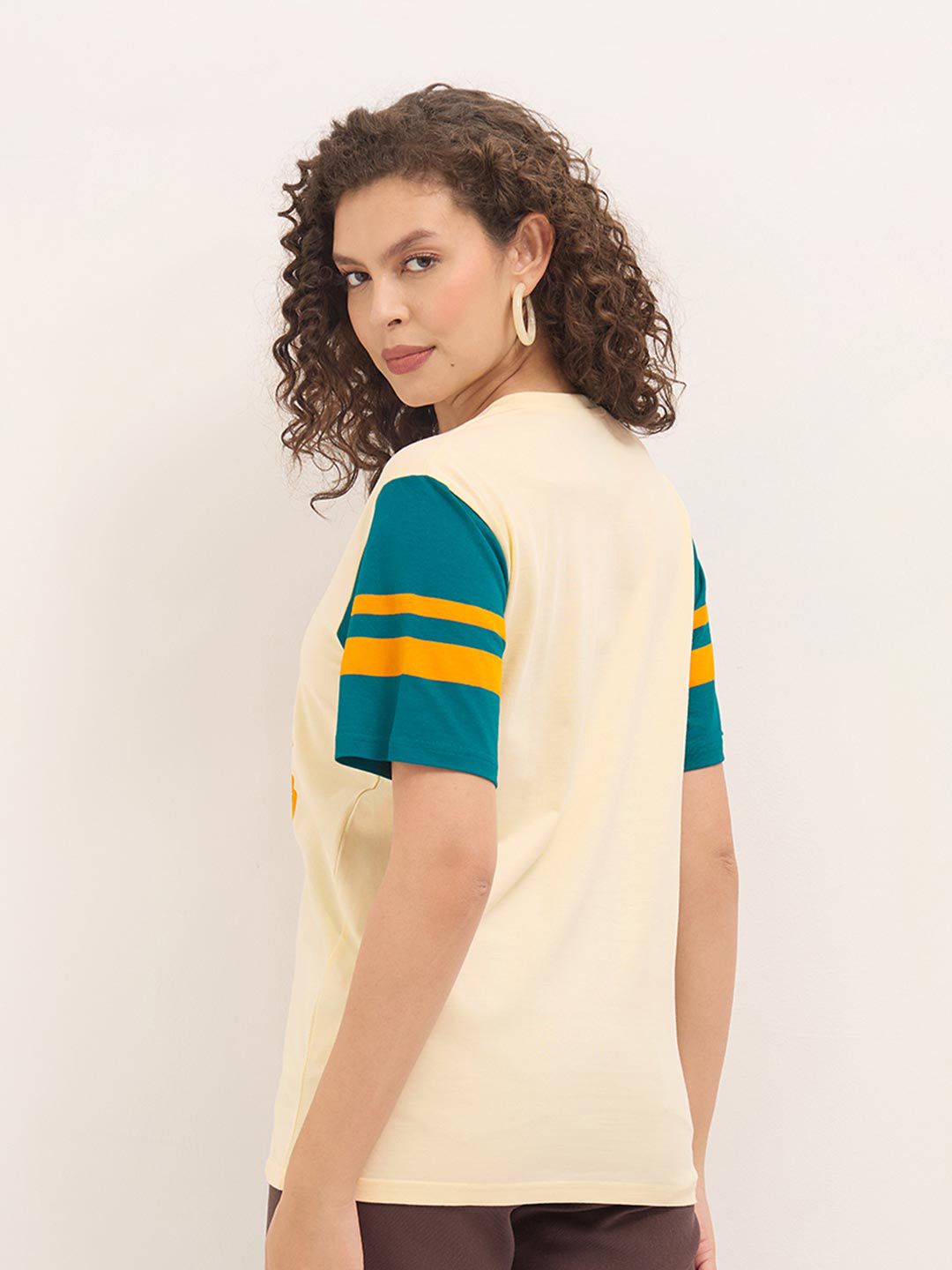 dillinger womens printed v neck oversized fit tshirt