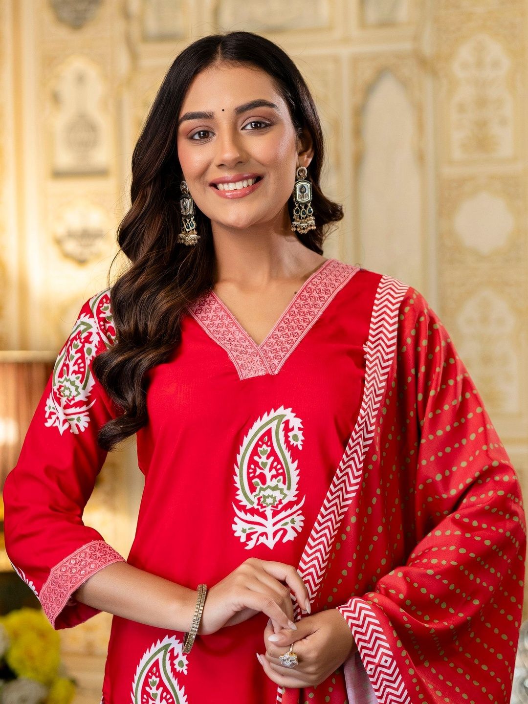 here&now women paisley printed regular thread work kurta with trousers & with dupatta here&now women paisley printed regular thread work kurta with trousers & with dupatta