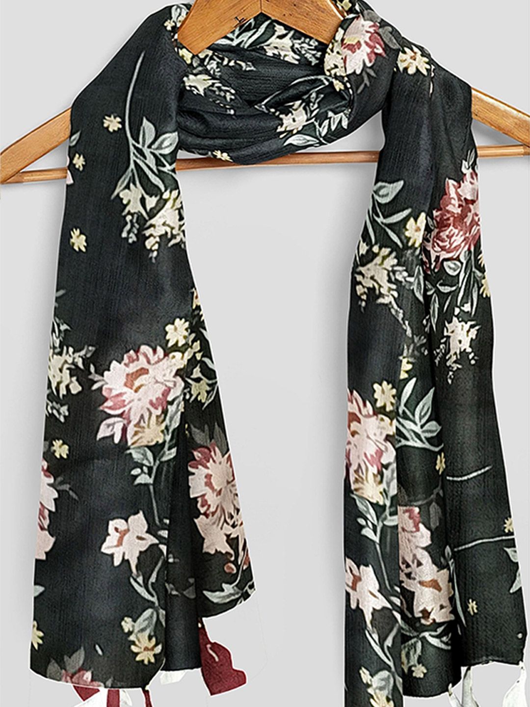 poshampaa be desi women pack of 2 printed scarf with tasselled poshampaa be desi women pack of 2 printed scarf with tasselled